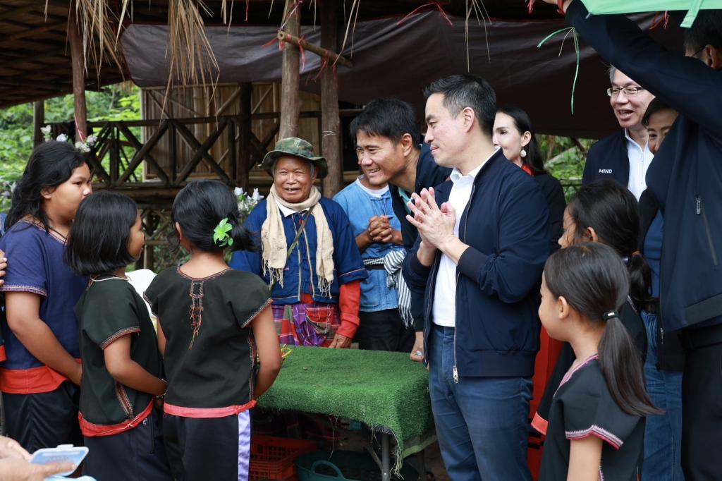 ”รัฐมนตรีเอกนัฏ“ ลงพื้นที่ชัยภูมิ มอบ “ดีพร้อม” สร้างอาชีพ เสริมรายได้ กระตุ้นเศรษฐกิจชุมชนเทพสถิต ภายใต้ DIPROM Community ให้ยั่งยืน