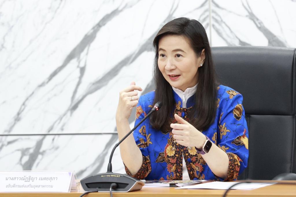 “อธิบดีณัฐฏิญา” ระดมขุนพลดีพร้อม เตรียมจัดอีเว้นท์ใหญ่ส่งท้ายปี มหกรรม “เสน่ห์ไทย” อวดโฉมอัตลักษณ์และศักยภาพ Soft Power อาหารและแฟชั่นผ่านศิลปะและวิถีชีวิตแบบไทย พร้อมหนุนพลังซอฟต์พาวเวอร์ไทยสู่สากล ตามนโยบาย รมว.เอกนัฏ