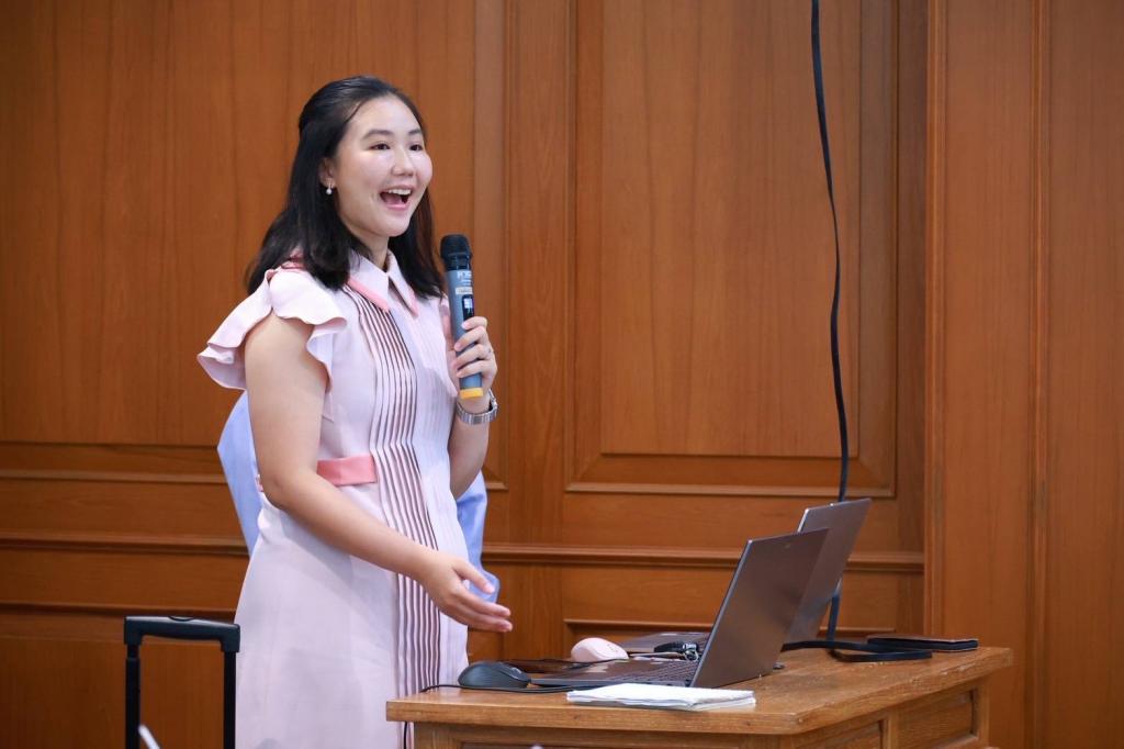 ”รมว.ขิง“ แท็คทีม “กระทรวงอุตฯ” และ ”ดีพร้อม“ ลงพื้นที่เมืองปากน้ำโพ เยี่ยมชม บ. เควีเอส รง.แปรรูปไก่สด ต้นแบบเกษตรกรรมสู่เกษตรอุตสาหกรรมอย่างยั่งยืน ตามนโยบาย รมว.เอกนัฏ