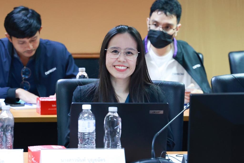“ดีพร้อม” เปิดเวทีประชุมนำเสนอโครงการสำคัญปี 2570 มุ่งพัฒนา SMEs สู่ความยั่งยืน