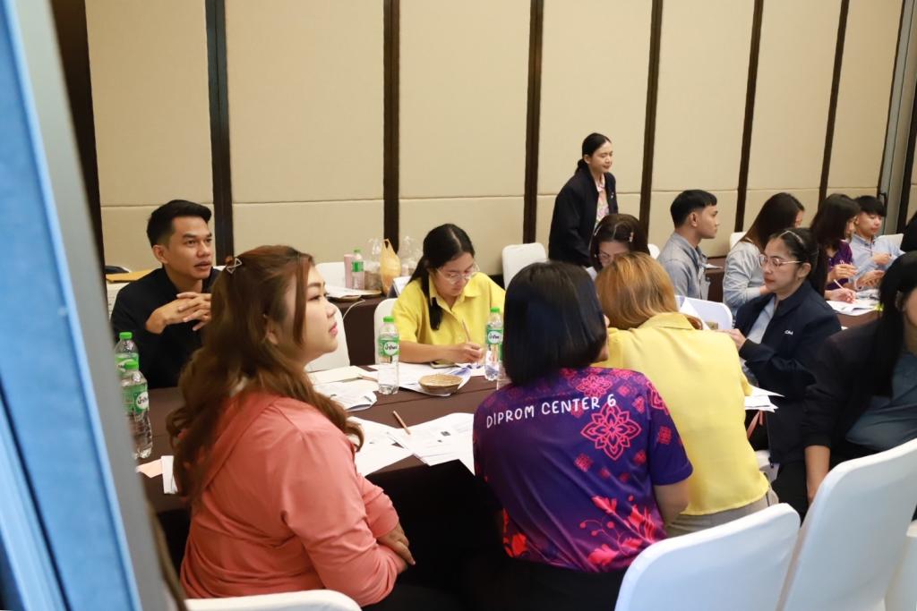 “ดีพร้อม” ติดอาวุธ “คนดีพร้อม : ดีพร้อมเปย์” เพื่อเชื่อมโยงผลการดำเนินงานที่ดี และเตรียมพร้อมรับมือการเปลี่ยนแปลง ตามแนวทาง 4 ให้ 1 ปฏิรูป ของ อธิบดีณัฏฐิญา