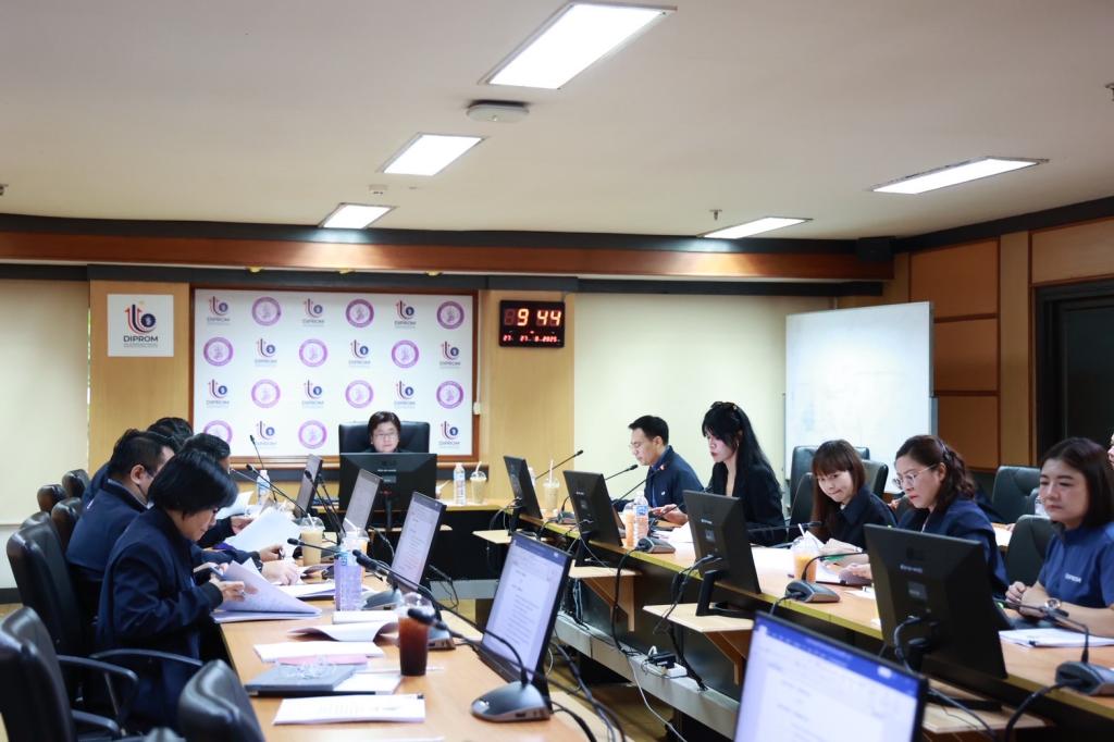 “รองอธิบดีดวงดาว” ติดตามผลการขับเคลื่อน การประเมินคุณธรรมและความโปร่งใสในการดำเนินงานของหน่วยงานภาครัฐ (ITA) แผนป้องกันและปราบปรามการทุจริตฯ และแผนบริหารความเสี่ยงการทุจริต ประจำปี 68 พร้อมกำหนดแนวทางการพัฒนาการทำงานด้วยความโปร่งใส ตามนโยบาย รมว.เอกนัฏ