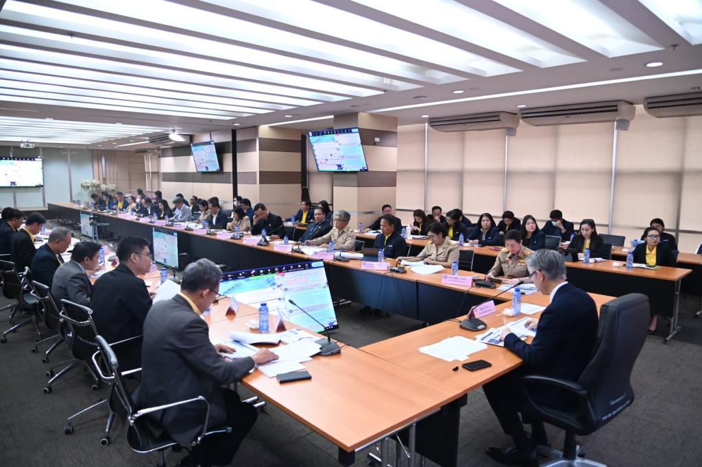 ปลัดฯณัฐพล นำทีม ก.อุตฯ ถกจัดทำร่าง Flagship Project ปี 2570 ขับเคลื่อนอุตสาหกรรมไทย