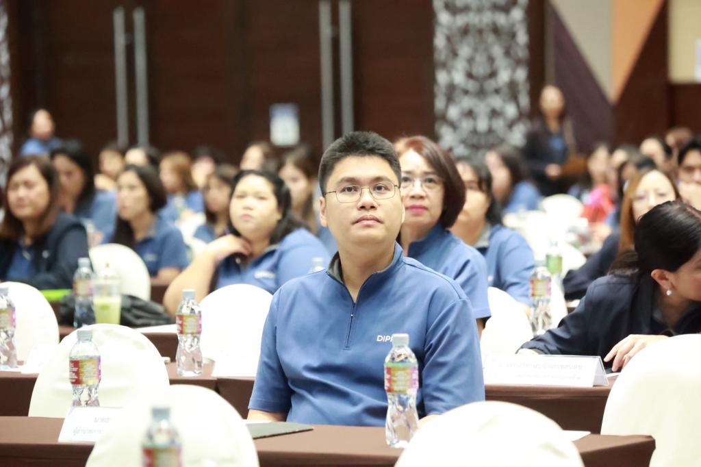 ”ปลัดณัฐพล“ ชม “ดีพร้อม” เล่นเป็นทีม สร้างวัฒนธรรมองค์กร “No Refuse! Just Produce” โชว์ผลสำเร็จสนองนโยบายกระทรวง ก้าวสู่ 69 กางแผนชัดเจนแล้วลุยต่อ “DIPROM MORE TOGETHER”