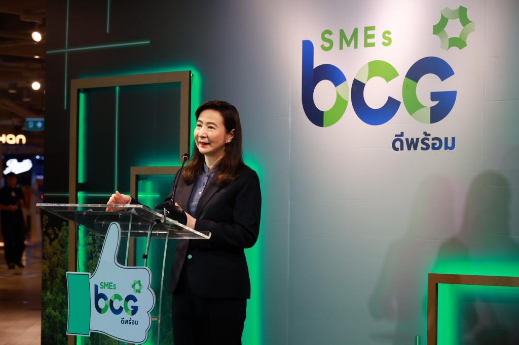 “ดีพร้อม” โชว์ความสำเร็จ 13 ต้นแบบ ขับเคลื่อนธุรกิจ SMEs สู่คาร์บอนต่ำ ด้วย BCG Model รับมาตรฐานใหม่โลก พร้อมลดก๊าซเรือนกระจกกว่า 120,000 ตันคาร์บอนไดออกไซด์เทียบเท่า (tCO2eq)
