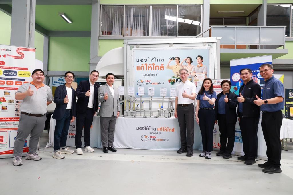 “ปลัดณัฐพล” แอ่วเหนือ ชื่นชม “อธิบดีณัฏฐิญา” เปิดบ้าน “ดีพร้อม” โชว์ศักยภาพ “DIPROM Center 1 Open House 2025” ยกระดับผู้ประกอบการพื้นที่ภาคเหนือตอนบน ใช้กลไก 4 ให้ สร้างมูลค่าเศรษฐกิจพื้นที่กว่า 700 ล้านบาท