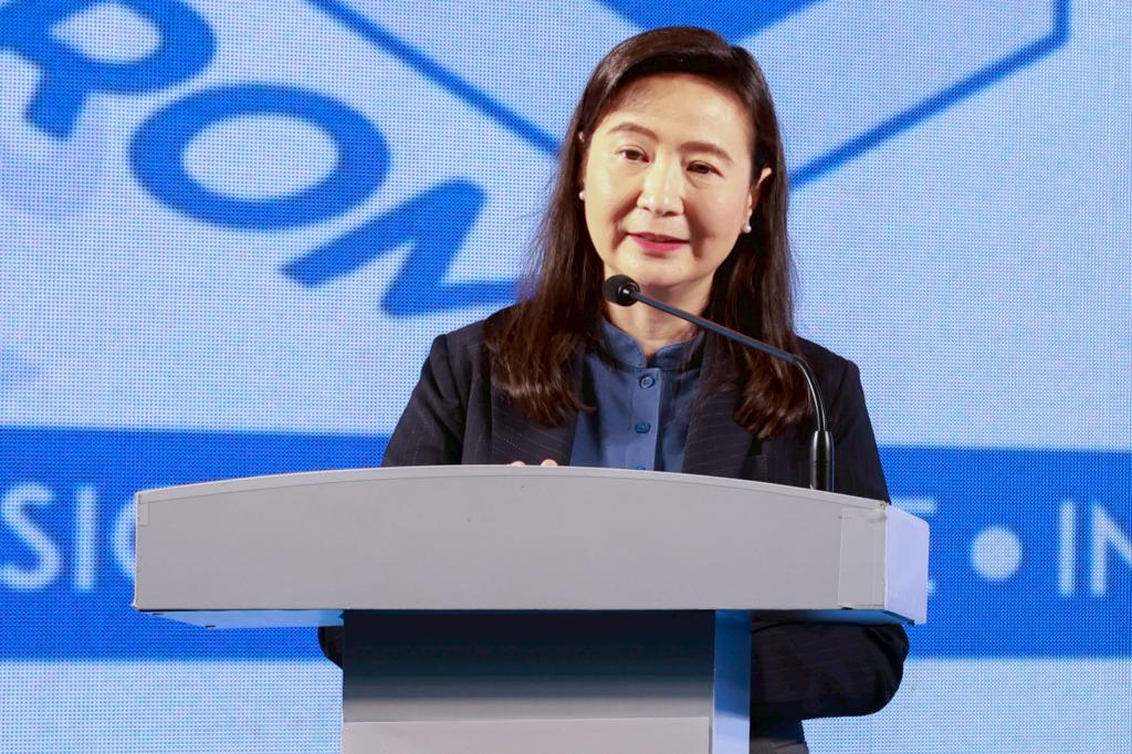 “ปลัดณัฐพล” สั่งการ “อธิบดีณัฏฐิญา“ ลงพื้นที่เมืองล้านนา เปิดตัวศูนย์ออกแบบ Thai-IDC ขยายบริการออกแบบและพัฒนาผลิตภัณฑ์สู่ภูมิภาค เดินหน้าปั้นนักออกแบบมือโปร พร้อมให้บริการครบวงจร