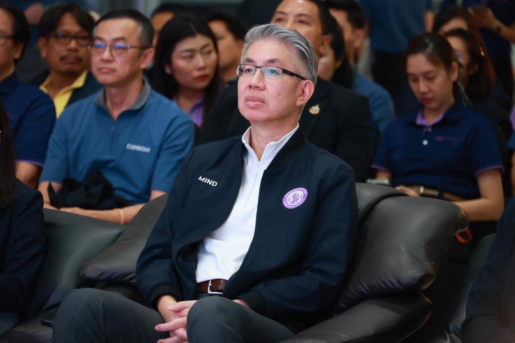 “ปลัดณัฐพล” สั่งการ “อธิบดีณัฏฐิญา“ ลงพื้นที่เมืองล้านนา เปิดตัวศูนย์ออกแบบ Thai-IDC ขยายบริการออกแบบและพัฒนาผลิตภัณฑ์สู่ภูมิภาค เดินหน้าปั้นนักออกแบบมือโปร พร้อมให้บริการครบวงจร