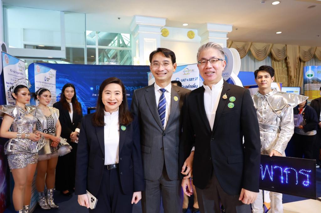 “ดีพร้อมเลิศรัฐ” !! สุดยอดหน่วยงานคว้า “รางวัลคุณภาพการบริหารจัดการภาครัฐ (PMQA) รายหมวด” รางวัลเลิศรัฐ ปี 68 สะท้อนความสำเร็จองค์กรแห่งความเป็นเลิศการวางแผนยุทธ์ศาสตร์และสื่อสารเพื่อนำไปสู่การปฏิบัติ