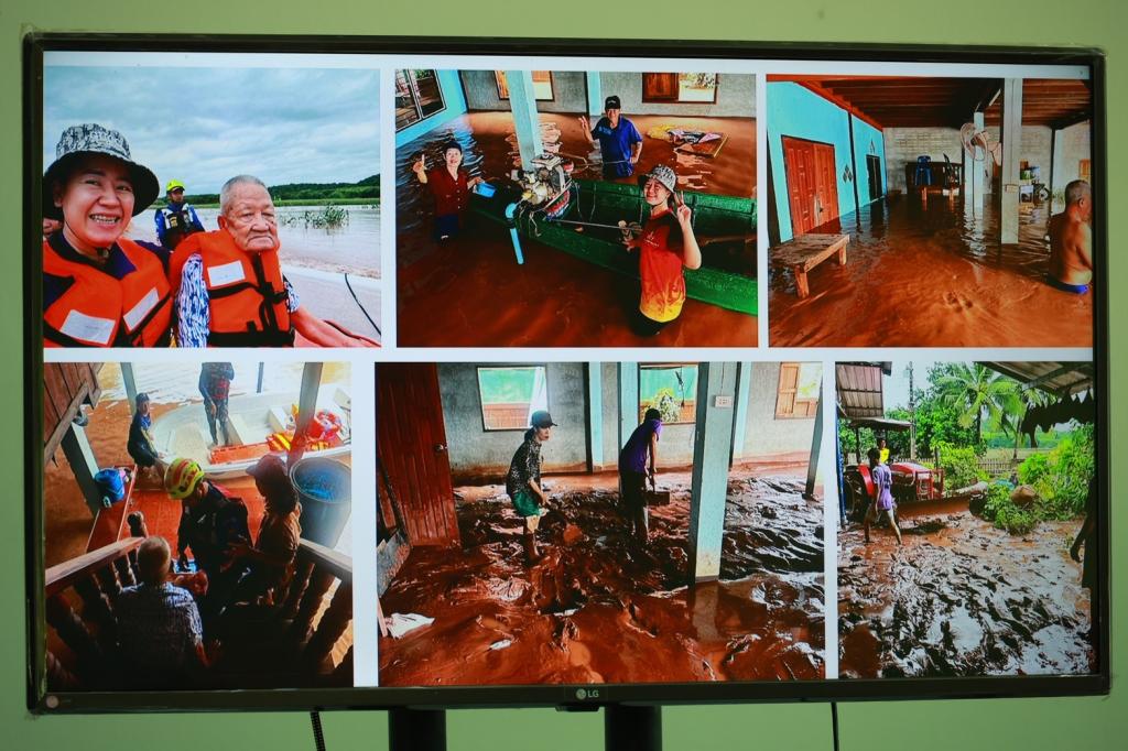 “ปลัดณัฐพล” ลงพื้นที่น่านนคร ตรวจเยี่ยม ให้กำลังใจเจ้าหน้าที่ สอจ.น่าน ที่ได้รับผลกระทบจากเหตุอุทกภัย และให้แนวทางการแก้ไขและป้องกันระยะยาว ”อธิบดีณัฏฐิญา“ ยินดีสนับสนุนส่งทีมดีพร้อมช่วยดำเนินการพัฒนาและฟื้นฟู มุ่งเน้นสร้างสุขให้บุคลากร