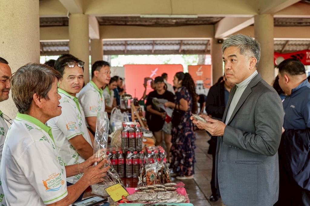 “ดีพร้อม” จับมือ สภาอุตสาหกรรมแห่งประเทศไทย จัดงานแสดงเทคโนโลยีเกษตรสุดยิ่งใหญ่ “AgriTech 2025” มุ่งผลักดัน และยกระดับเกษตรไทยสู่ “เกษตรอัจฉริยะ“