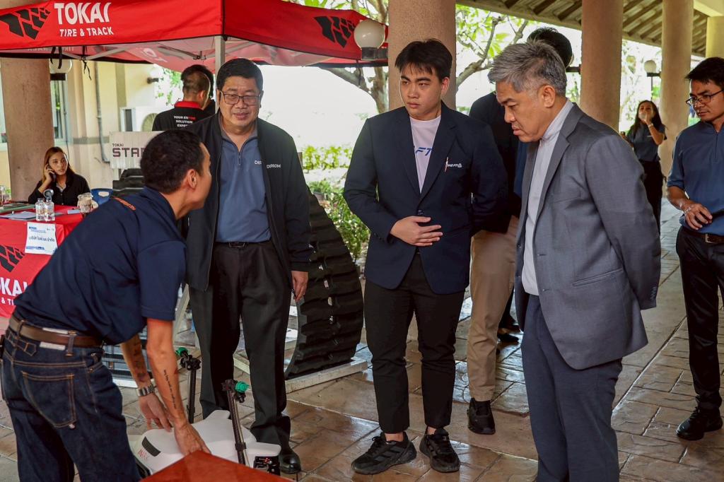 “ดีพร้อม” จับมือ สภาอุตสาหกรรมแห่งประเทศไทย จัดงานแสดงเทคโนโลยีเกษตรสุดยิ่งใหญ่ “AgriTech 2025” มุ่งผลักดัน และยกระดับเกษตรไทยสู่ “เกษตรอัจฉริยะ“
