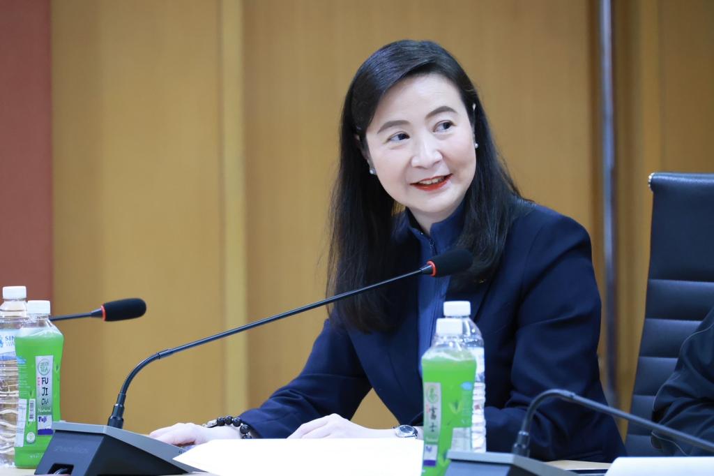 หวังกระตุ้นเศรษฐกิจส่งท้ายปี พร้อมโชว์ “เสน่ห์ไทย“ ”ลำปาง! อุตสาหกรรมแฟร์“ ”Soft Power อาหาร : แฟชั่น : เทศกาลเจ“ by DIPROM