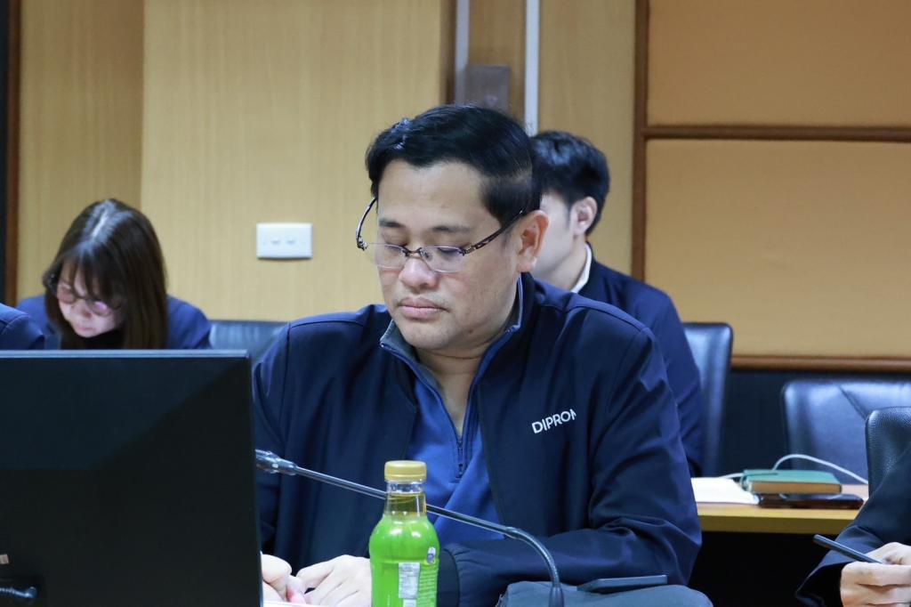 “อธิบดีณัฏฐิญา” รวมพลทีมบริหารงานดีพร้อม เร่งติดตามการเบิกจ่ายงบประมาณโค้งสุดท้าย พร้อมวางแผนการปฏิบัติงานปี 69 เน้นการสร้างมาตรฐาน ต่อยอดให้เอสเอ็มไทย เข้าสู่ตลาดใหม่ ตอกย้ำสินค้าไทยสามารถโตไกลสู่สากล