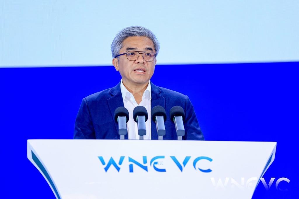 “ปลัดณัฐพล” มอบ “รองอธิบดีดุสิต” พร้อมคณะผู้แทนกระทรวงอุตฯ ร่วมงาน 2025 World New Energy Vehicle Congress (WNEVC) หวังยกระดับอุตฯ ยานยนต์พลังงานใหม่ไทยสู่เวทีสากล