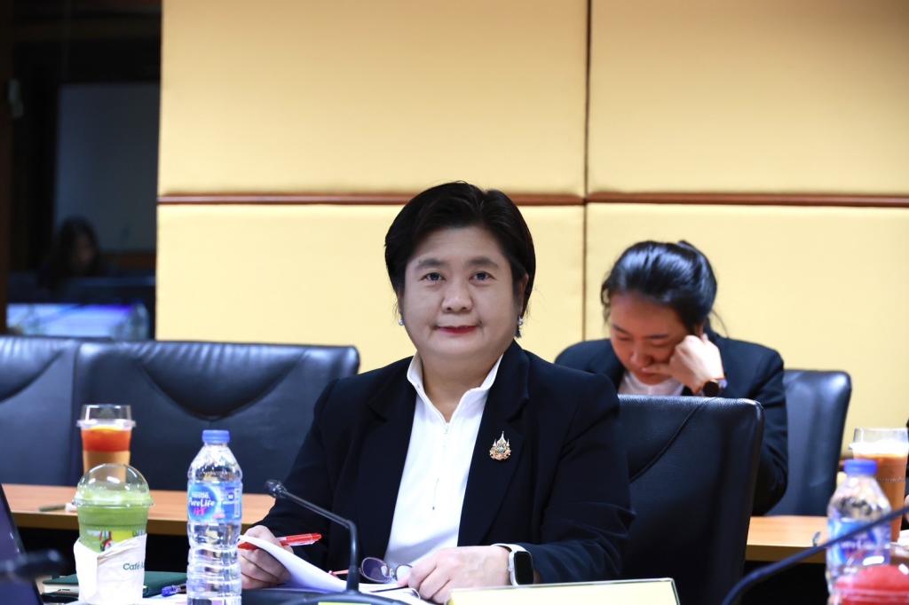 “อธิบดีณัฏฐิญา” เตรียมความพร้อมเพิ่มประสิทธิภาพการปฏิบัติงานเงินทุนฯ เร่งพิจารณาวางกรอบการประเมินผลการขับเคลื่อนเงินทุนหมุนเวียนฯ ปี 69 ให้ดีพร้อม