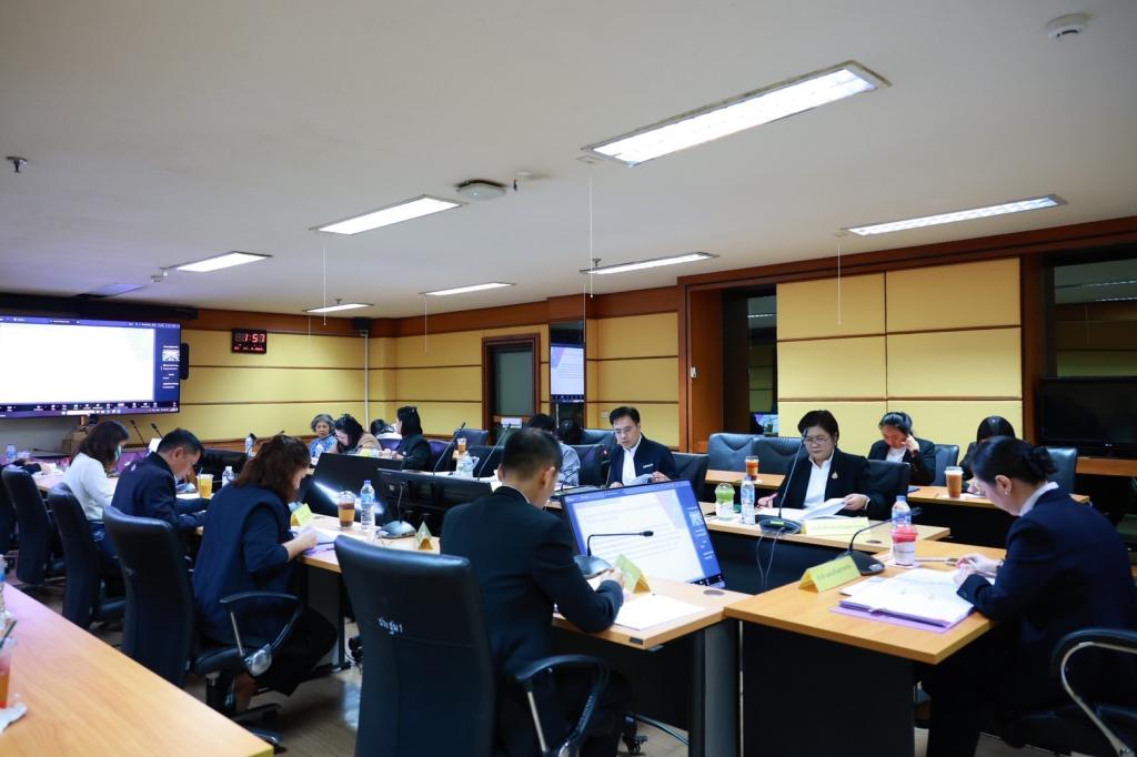 “อธิบดีณัฏฐิญา” เตรียมความพร้อมเพิ่มประสิทธิภาพการปฏิบัติงานเงินทุนฯ เร่งพิจารณาวางกรอบการประเมินผลการขับเคลื่อนเงินทุนหมุนเวียนฯ ปี 69 ให้ดีพร้อม