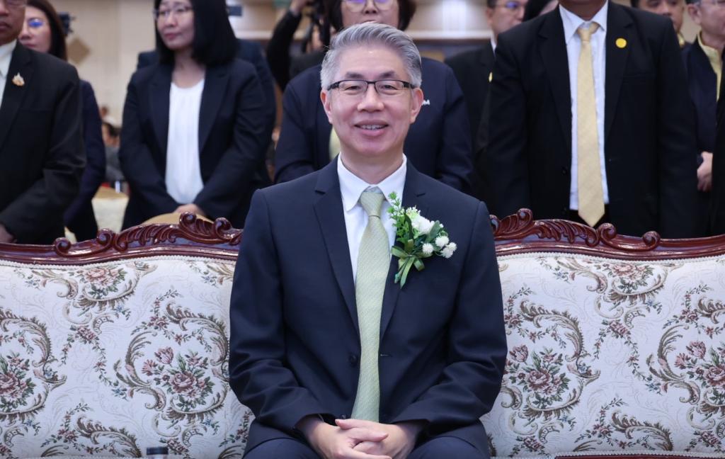 “รองอธิบดีดุสิต” ย้ำ “ดีพร้อม” มุ่งมั่นผลักดันอุตสาหกรรมยานยนต์และชิ้นส่วนยานยนต์ไทย สู่การเป็นศูนย์กลางการผลิตในเอเชีย