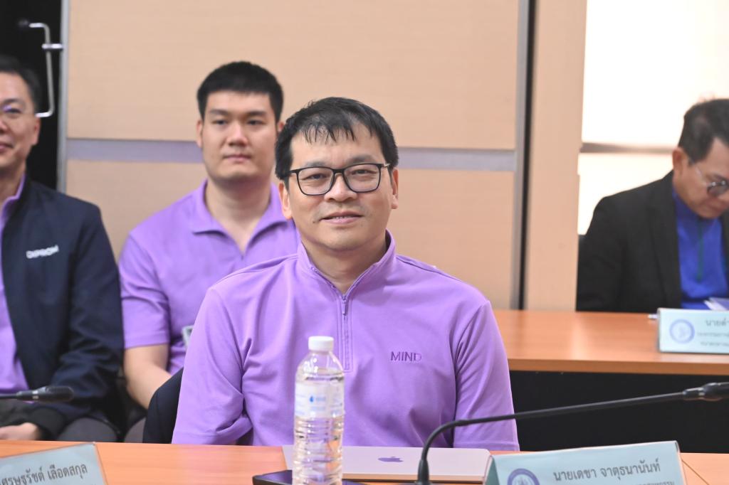 “ดีพร้อม” เข้าร่วมประชุมรับมอบนโยบาย “ธนกร” ชู 4 โมเดล “ฝ่า-ฟัน-ดึง-ดัน” ด้าน “จ่าเอก ยศสิงห์” ย้ำ ลุยงานเต็ม 120 วัน “ปิดเร็ว-เปิดเร็ว-พึ่งพาได้” ร่วมขับเคลื่อนอุตสาหกรรมไทยก้าวสู่อนาคตอย่างยั่งยืน