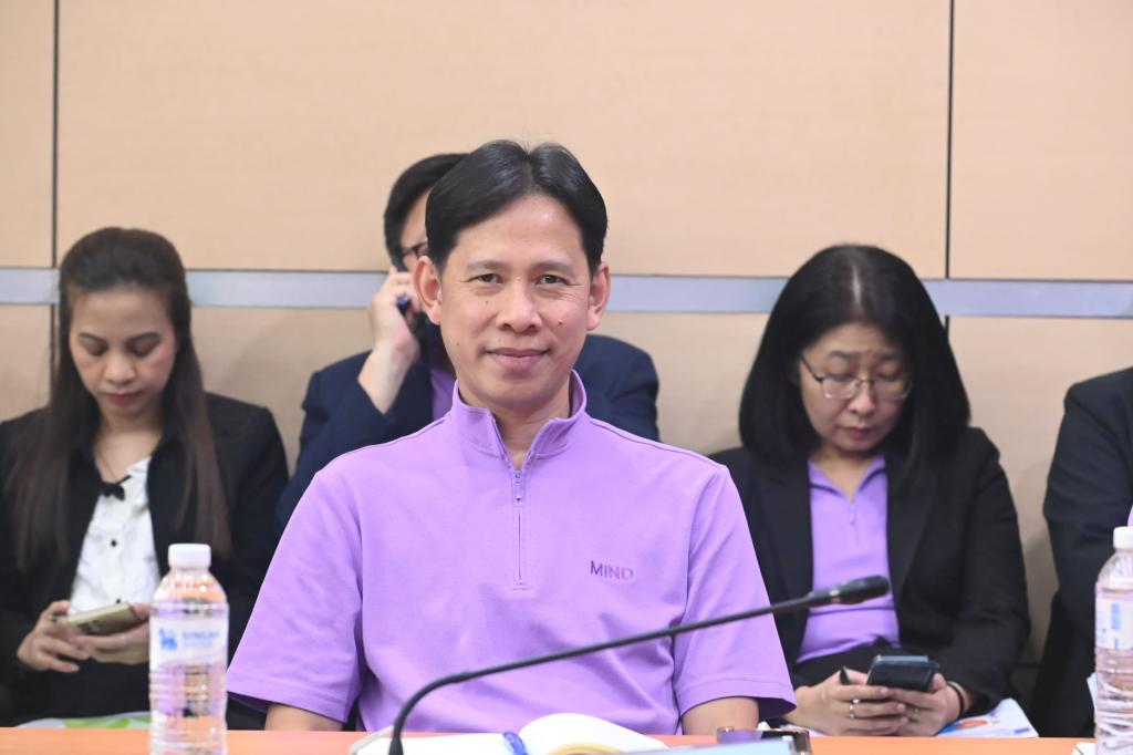 “ดีพร้อม” เข้าร่วมประชุมรับมอบนโยบาย “ธนกร” ชู 4 โมเดล “ฝ่า-ฟัน-ดึง-ดัน” ด้าน “จ่าเอก ยศสิงห์” ย้ำ ลุยงานเต็ม 120 วัน “ปิดเร็ว-เปิดเร็ว-พึ่งพาได้” ร่วมขับเคลื่อนอุตสาหกรรมไทยก้าวสู่อนาคตอย่างยั่งยืน