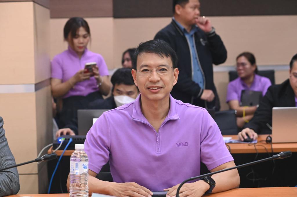 “ดีพร้อม” เข้าร่วมประชุมรับมอบนโยบาย “ธนกร” ชู 4 โมเดล “ฝ่า-ฟัน-ดึง-ดัน” ด้าน “จ่าเอก ยศสิงห์” ย้ำ ลุยงานเต็ม 120 วัน “ปิดเร็ว-เปิดเร็ว-พึ่งพาได้” ร่วมขับเคลื่อนอุตสาหกรรมไทยก้าวสู่อนาคตอย่างยั่งยืน