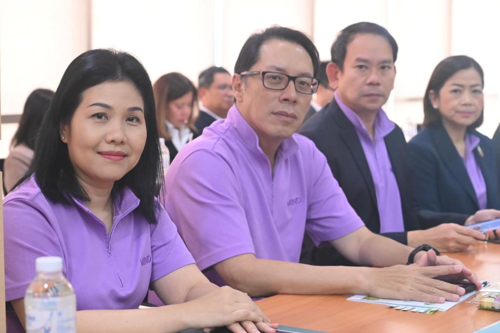“ดีพร้อม” เข้าร่วมประชุมรับมอบนโยบาย “ธนกร” ชู 4 โมเดล “ฝ่า-ฟัน-ดึง-ดัน” ด้าน “จ่าเอก ยศสิงห์” ย้ำ ลุยงานเต็ม 120 วัน “ปิดเร็ว-เปิดเร็ว-พึ่งพาได้” ร่วมขับเคลื่อนอุตสาหกรรมไทยก้าวสู่อนาคตอย่างยั่งยืน