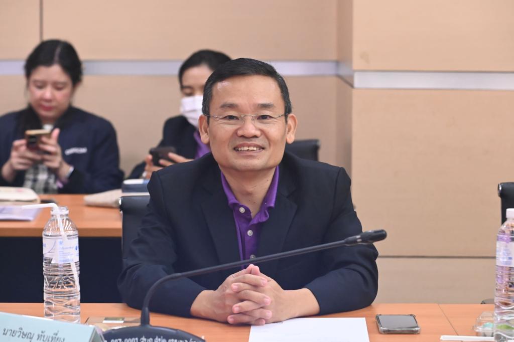 “ดีพร้อม” เข้าร่วมประชุมรับมอบนโยบาย “ธนกร” ชู 4 โมเดล “ฝ่า-ฟัน-ดึง-ดัน” ด้าน “จ่าเอก ยศสิงห์” ย้ำ ลุยงานเต็ม 120 วัน “ปิดเร็ว-เปิดเร็ว-พึ่งพาได้” ร่วมขับเคลื่อนอุตสาหกรรมไทยก้าวสู่อนาคตอย่างยั่งยืน
