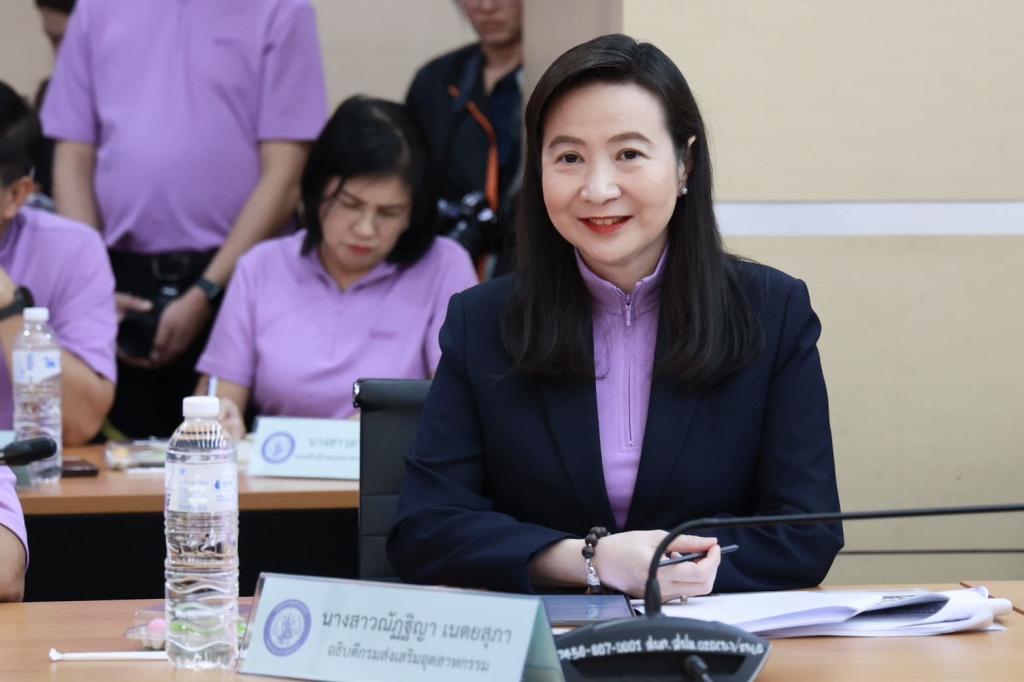 “ดีพร้อม” เข้าร่วมประชุมรับมอบนโยบาย “ธนกร” ชู 4 โมเดล “ฝ่า-ฟัน-ดึง-ดัน” ด้าน “จ่าเอก ยศสิงห์” ย้ำ ลุยงานเต็ม 120 วัน “ปิดเร็ว-เปิดเร็ว-พึ่งพาได้” ร่วมขับเคลื่อนอุตสาหกรรมไทยก้าวสู่อนาคตอย่างยั่งยืน