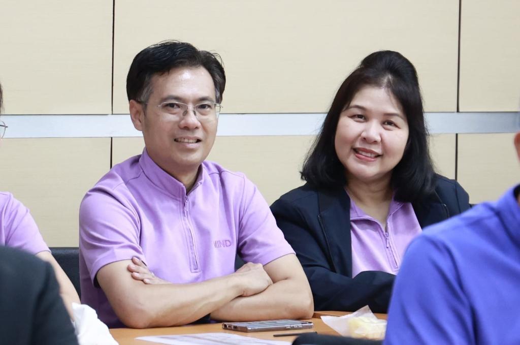 “ดีพร้อม” เข้าร่วมประชุมรับมอบนโยบาย “ธนกร” ชู 4 โมเดล “ฝ่า-ฟัน-ดึง-ดัน” ด้าน “จ่าเอก ยศสิงห์” ย้ำ ลุยงานเต็ม 120 วัน “ปิดเร็ว-เปิดเร็ว-พึ่งพาได้” ร่วมขับเคลื่อนอุตสาหกรรมไทยก้าวสู่อนาคตอย่างยั่งยืน