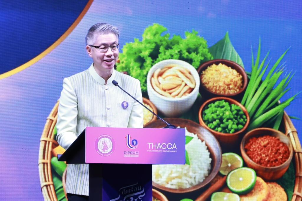 “รมว.ธนกร” เปิดงาน “มหกรรมดีพร้อมเสน่ห์ไทย” ปลุกกระแสซอฟต์พาวเวอร์ไทยรวมพลังอาหาร–แฟชั่น–ศิลป์ไทยสู่อุตสาหกรรมสร้างสรรค์โลก