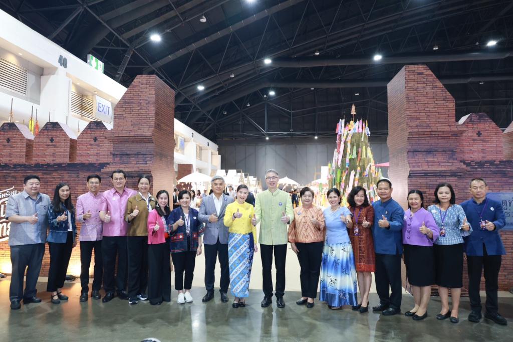 “รมว.ธนกร” เปิดงาน “มหกรรมดีพร้อมเสน่ห์ไทย” ปลุกกระแสซอฟต์พาวเวอร์ไทยรวมพลังอาหาร–แฟชั่น–ศิลป์ไทยสู่อุตสาหกรรมสร้างสรรค์โลก