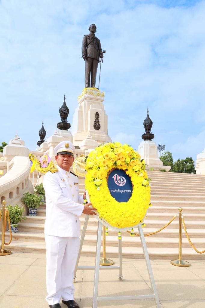 กรมส่งเสริมอุตสาหกรรม ร่วมวางพวงมาลาเนื่องในวันนวมินทรมหาราช 13 ตุลาคม 2568