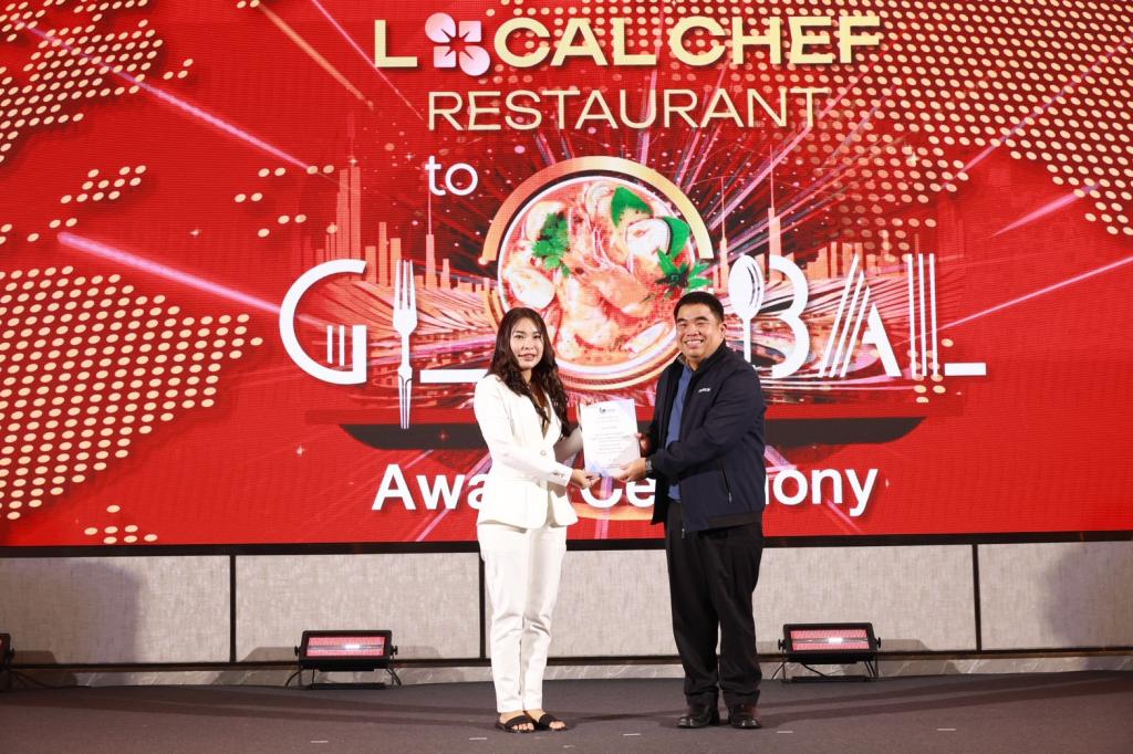 ดีพร้อม” โชว์ความสำเร็จสร้าง Hidden Gems ยกระดับร้านอาหารเชฟชุมชนฯ ตอกย้ำเสน่ห์อาหารไทย รังสรรค์ 93 เมนู เชื่อมโยงการท่องเที่ยวเชิงวัฒนธรรม คาดสร้างมูลค่าทางเศรษฐกิจกว่า 140 ล้านบาท