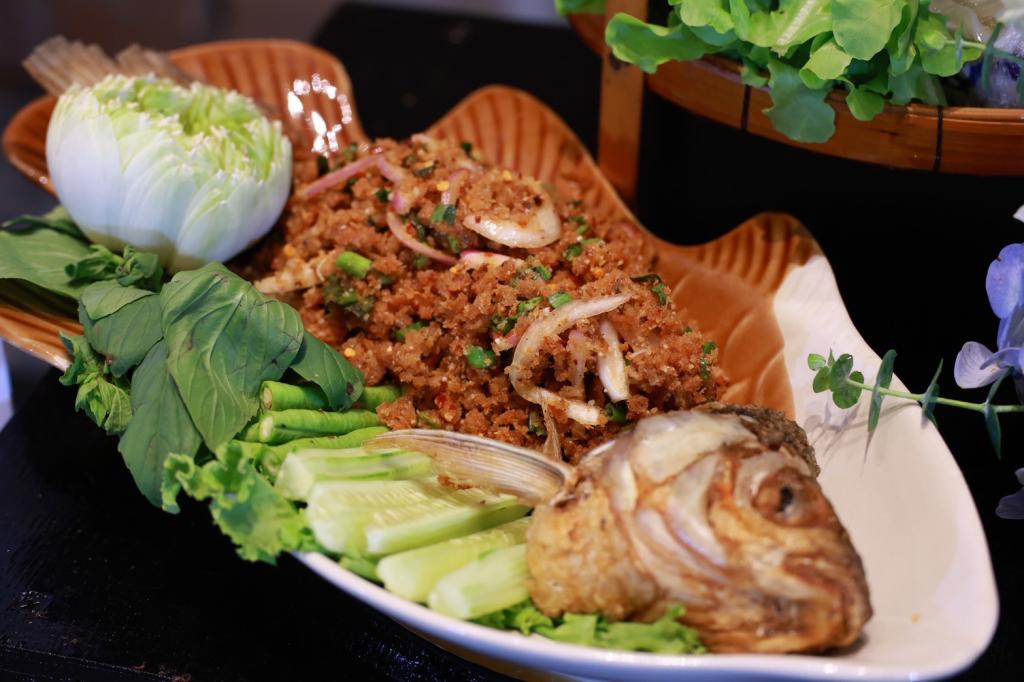 ดีพร้อม” โชว์ความสำเร็จสร้าง Hidden Gems ยกระดับร้านอาหารเชฟชุมชนฯ ตอกย้ำเสน่ห์อาหารไทย รังสรรค์ 93 เมนู เชื่อมโยงการท่องเที่ยวเชิงวัฒนธรรม คาดสร้างมูลค่าทางเศรษฐกิจกว่า 140 ล้านบาท