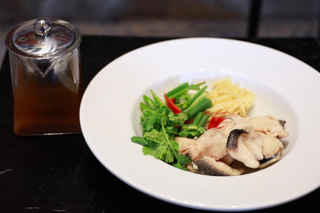 ดีพร้อม” โชว์ความสำเร็จสร้าง Hidden Gems ยกระดับร้านอาหารเชฟชุมชนฯ ตอกย้ำเสน่ห์อาหารไทย รังสรรค์ 93 เมนู เชื่อมโยงการท่องเที่ยวเชิงวัฒนธรรม คาดสร้างมูลค่าทางเศรษฐกิจกว่า 140 ล้านบาท
