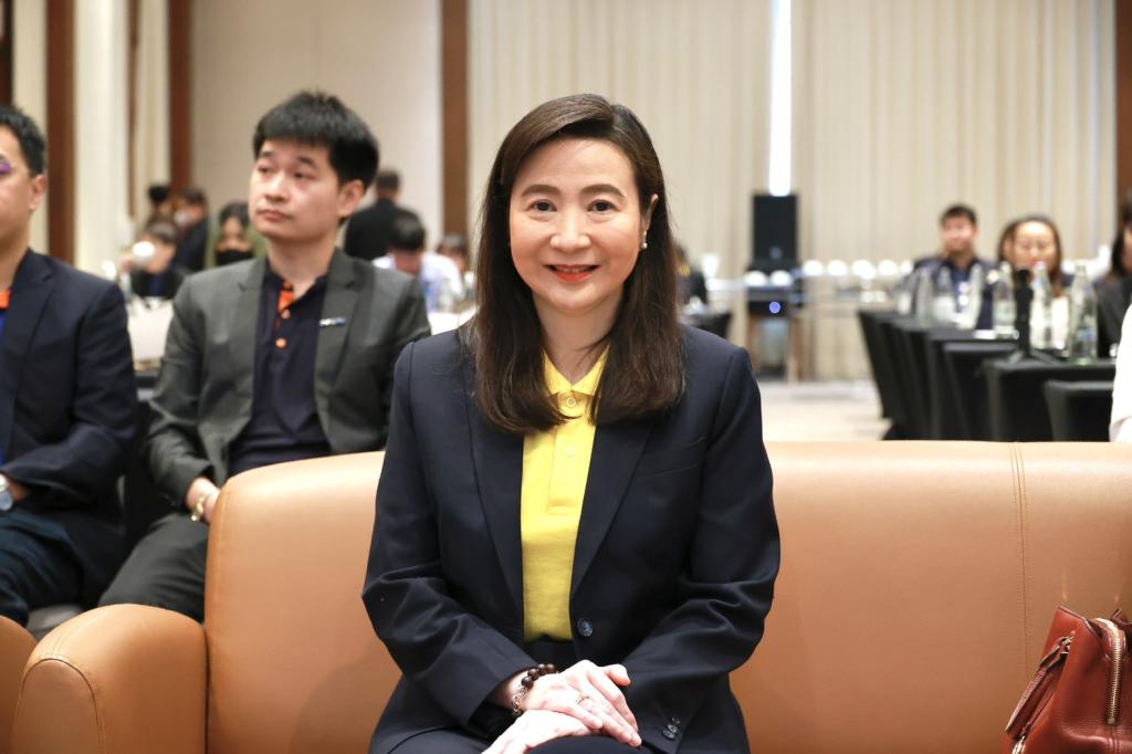 “ดีพร้อม” ปลุกพลังสร้างสุข ดัน SMEs เข้าร่วมกิจกรรม เลิกเหล้า-บุหรี่ ออมเงิน ได้ผลกว่า 17 ล้าน ขึ้นแท่น วิสาหกิจต้นแบบ SHAP ประจำปี 2567