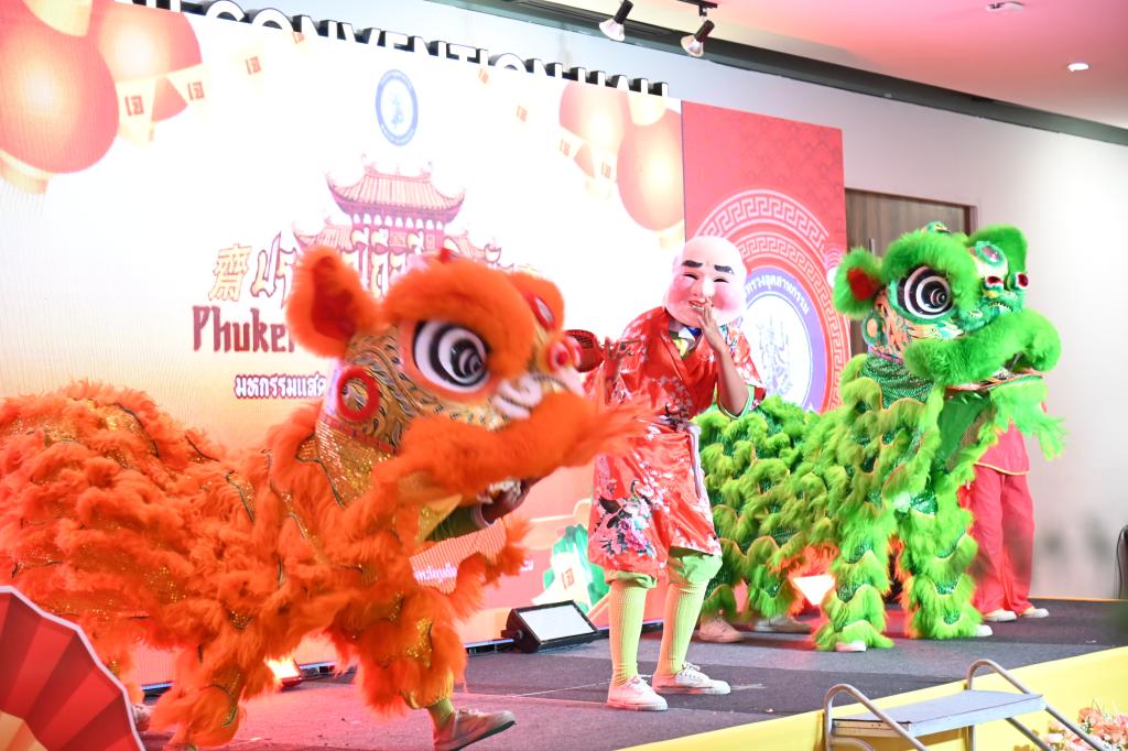 “ธนกร” นำทีม ก.อุตฯ เปิด Phuket Veggie & Vogue Fair 2025 ดันนวัตกรรมอาหาร–แฟชั่นเจภูเก็ต สร้างมูลค่าเพิ่ม สู่เทศกาลระดับโลก ร่วมพิธียกเสาโกเต้ง สืบสานประเพณีถือศีลกินผัก 134 ปี คาดเงินสะพัดกว่า 15,000 ล้านบาท