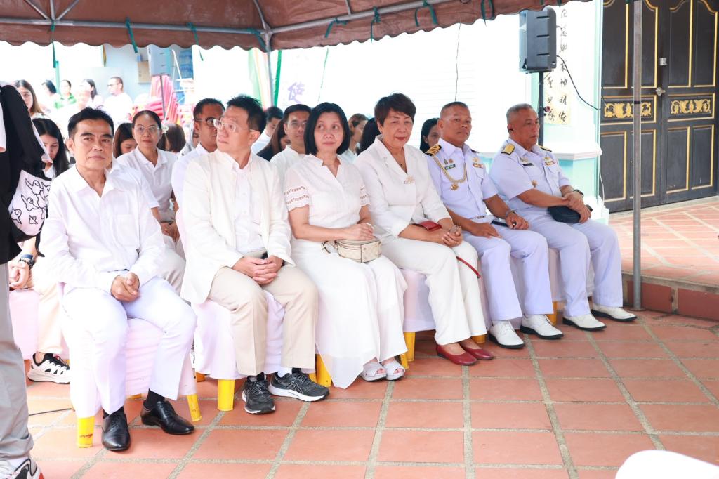 “ธนกร” นำทีม ก.อุตฯ เปิด Phuket Veggie & Vogue Fair 2025 ดันนวัตกรรมอาหาร–แฟชั่นเจภูเก็ต สร้างมูลค่าเพิ่ม สู่เทศกาลระดับโลก ร่วมพิธียกเสาโกเต้ง สืบสานประเพณีถือศีลกินผัก 134 ปี คาดเงินสะพัดกว่า 15,000 ล้านบาท