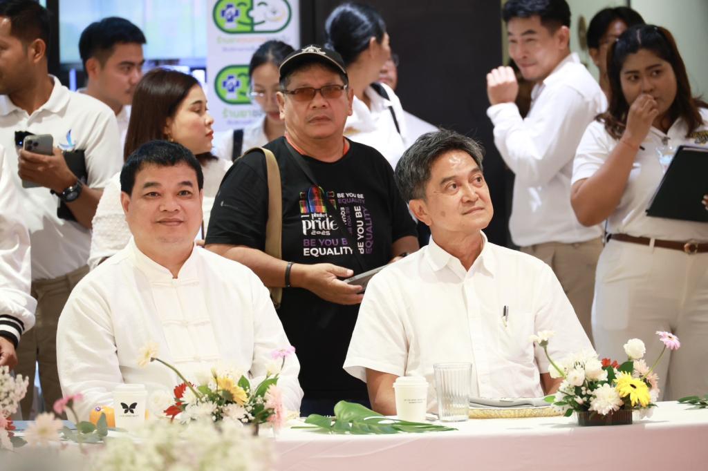 “ธนกร” นำทีม ก.อุตฯ เปิด Phuket Veggie & Vogue Fair 2025 ดันนวัตกรรมอาหาร–แฟชั่นเจภูเก็ต สร้างมูลค่าเพิ่ม สู่เทศกาลระดับโลก ร่วมพิธียกเสาโกเต้ง สืบสานประเพณีถือศีลกินผัก 134 ปี คาดเงินสะพัดกว่า 15,000 ล้านบาท