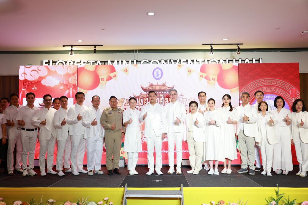 “ธนกร” นำทีม ก.อุตฯ เปิด Phuket Veggie & Vogue Fair 2025 ดันนวัตกรรมอาหาร–แฟชั่นเจภูเก็ต สร้างมูลค่าเพิ่ม สู่เทศกาลระดับโลก ร่วมพิธียกเสาโกเต้ง สืบสานประเพณีถือศีลกินผัก 134 ปี คาดเงินสะพัดกว่า 15,000 ล้านบาท