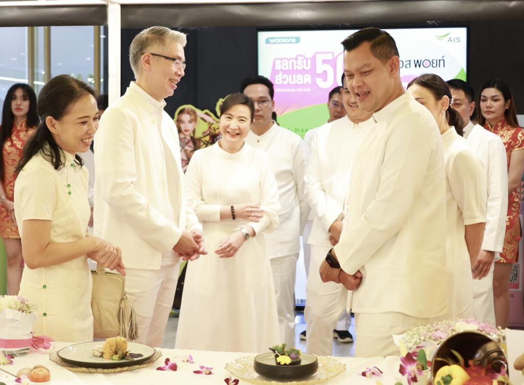 “ธนกร” นำทีม ก.อุตฯ เปิด Phuket Veggie & Vogue Fair 2025 ดันนวัตกรรมอาหาร–แฟชั่นเจภูเก็ต สร้างมูลค่าเพิ่ม สู่เทศกาลระดับโลก ร่วมพิธียกเสาโกเต้ง สืบสานประเพณีถือศีลกินผัก 134 ปี คาดเงินสะพัดกว่า 15,000 ล้านบาท