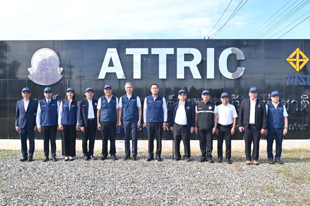 รมว.ธนกร เยี่ยมชม ATTRIC ชูไทยเป็นศูนย์กลางยานยนต์และยางล้อระดับโลก