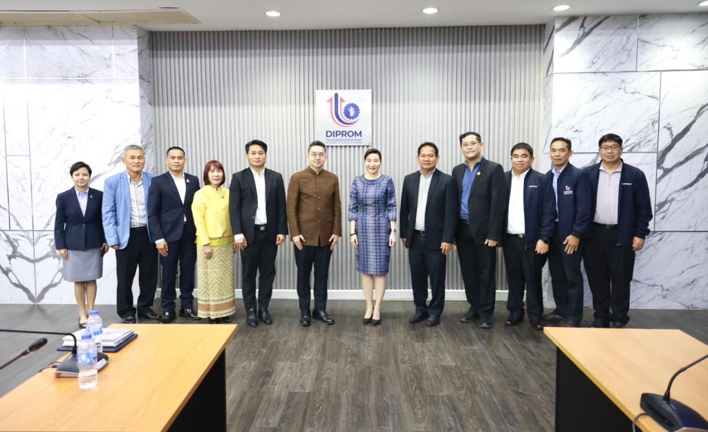 “อธิบดีณัฏฐิญา” ร่วมหารือ “อธิบดีกรมการข้าว” พลิกโฉมข้าวไทย สู่ยุคใหม่ ด้วยเทคโนโลยี โลจิสติกส์ และคลัสเตอร์อุตสาหกรรม เสริมแกร่ง productivity ให้เกษตรกรไทยทั่วประเทศ ภายใต้กลไกฮีโร่ ตามแนวทาง ESG