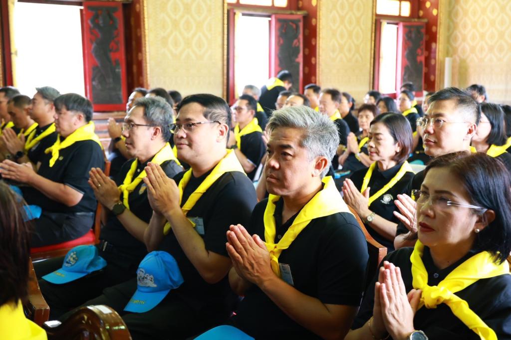 ปลัดอุตสาหกรรม นำทัพ 300 ชีวิต! จัดกิจกรรมจิตอาสา "อุตสาหกรรมรวมใจ" พัฒนาระบบไฟฟ้าวัดเบญจมบพิตรฯ