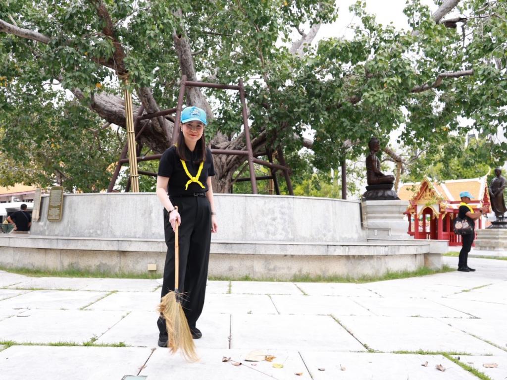 ปลัดอุตสาหกรรม นำทัพ 300 ชีวิต! จัดกิจกรรมจิตอาสา "อุตสาหกรรมรวมใจ" พัฒนาระบบไฟฟ้าวัดเบญจมบพิตรฯ