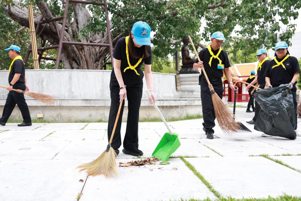 ปลัดอุตสาหกรรม นำทัพ 300 ชีวิต! จัดกิจกรรมจิตอาสา "อุตสาหกรรมรวมใจ" พัฒนาระบบไฟฟ้าวัดเบญจมบพิตรฯ