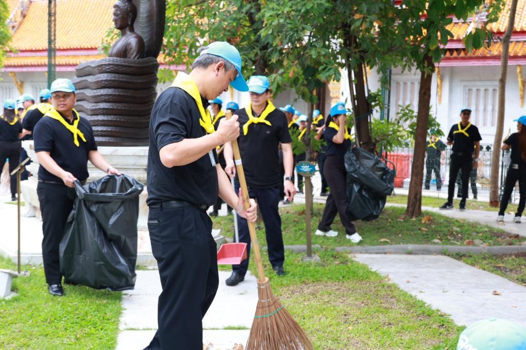 ปลัดอุตสาหกรรม นำทัพ 300 ชีวิต! จัดกิจกรรมจิตอาสา "อุตสาหกรรมรวมใจ" พัฒนาระบบไฟฟ้าวัดเบญจมบพิตรฯ
