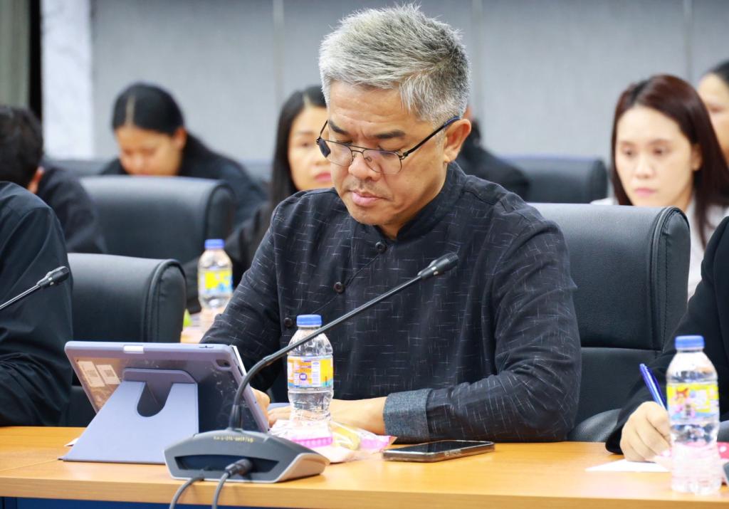 “กระทรวงอุตฯ” ผนึกกำลัง “ดีพร้อม” เปิดห้องแชร์ประสบการณ์ สร้าง Train the Trainer เตรียมพร้อม เดินหน้าสร้างงาน สร้างอาชีพ กระจายโอกาสทางเศรษฐกิจ ยกระดับคุณภาพชีวิตของประชาชนทั่วประเทศ