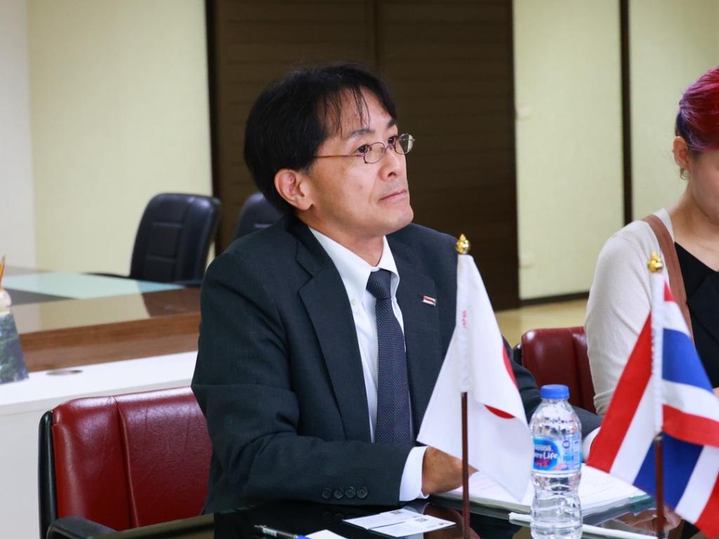 “ดีพร้อม” เปิดห้องต้อนรับ “SMRJ” แลกเปลี่ยนแนวคิดการพัฒนาแพลตฟอร์ม พร้อมสานต่อความร่วมมือยกระดับผู้ประกอบการ ไทย-ญี่ปุ่น