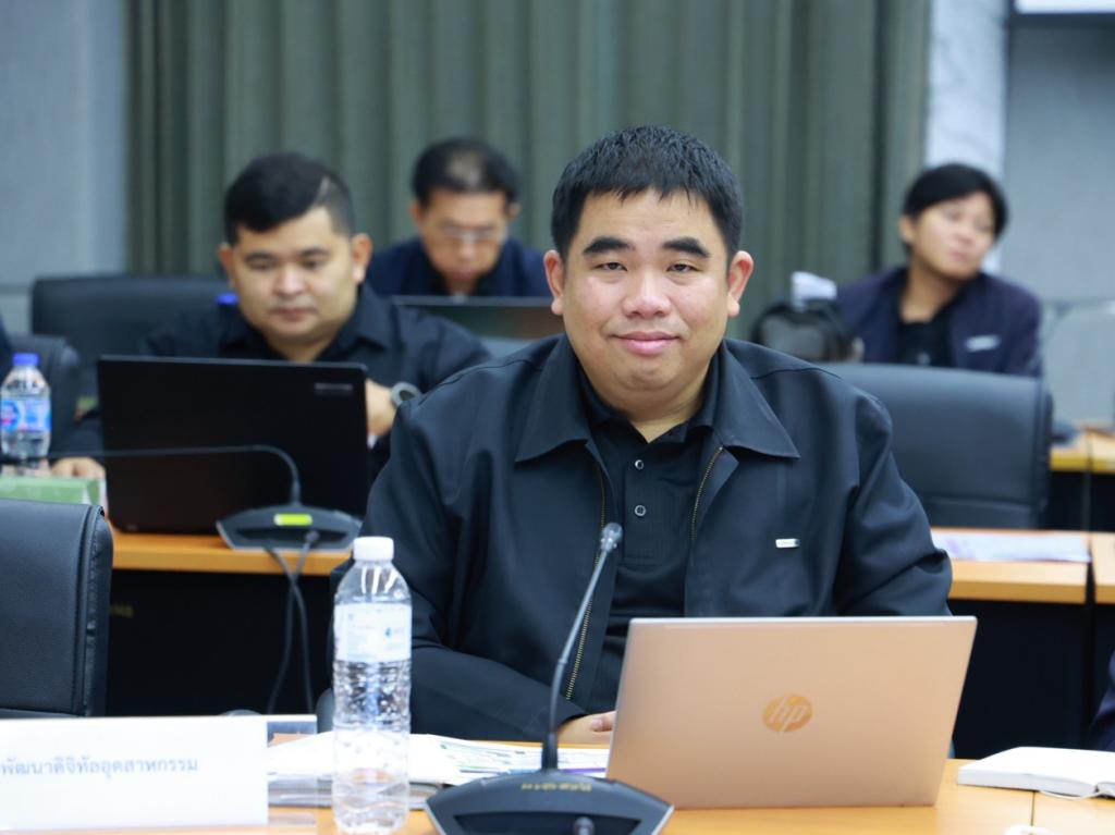 “อธิบดีณัฏฐิญา” นำทีมดีพร้อม ล้อมวงประชุมจัดทำคำของบปี 70 เตรียมพร้อมเสริมแกร่งธุรกิจไทย